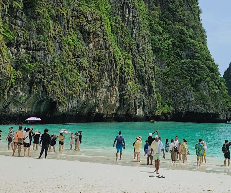 tour-listing-details-slide