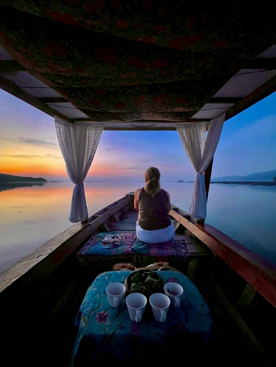 tour-listing-details-slide