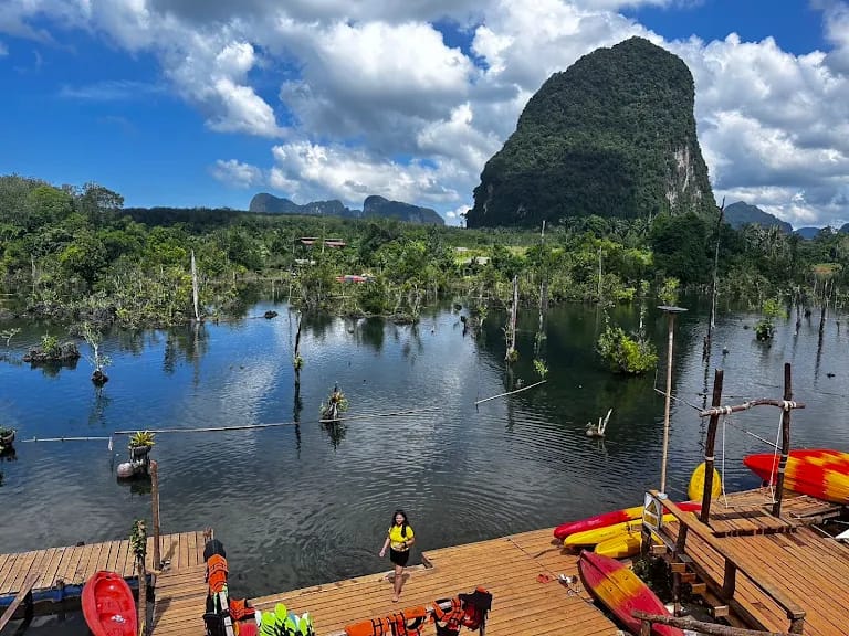 tour-listing-details-slide