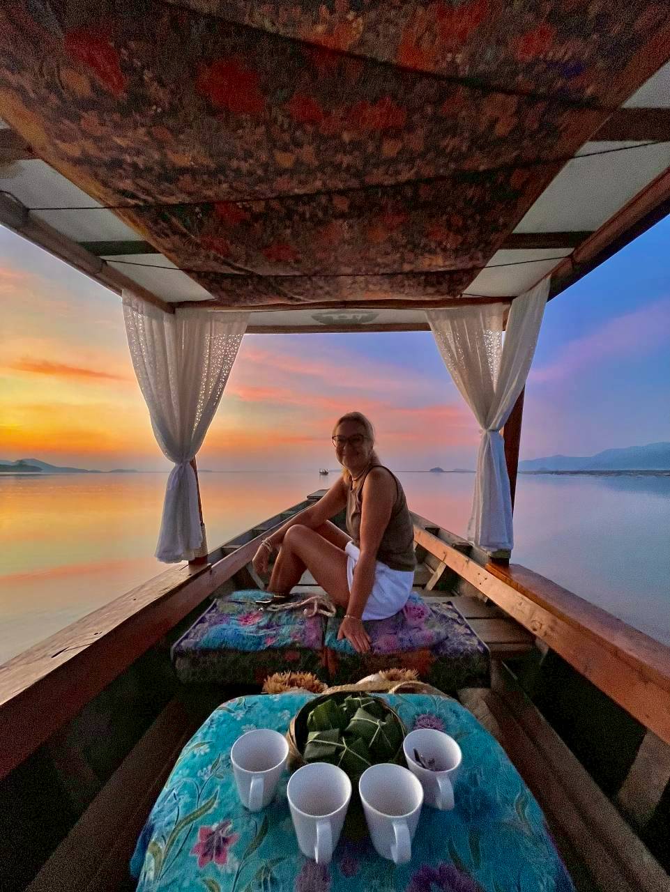 tour-listing-details-slide