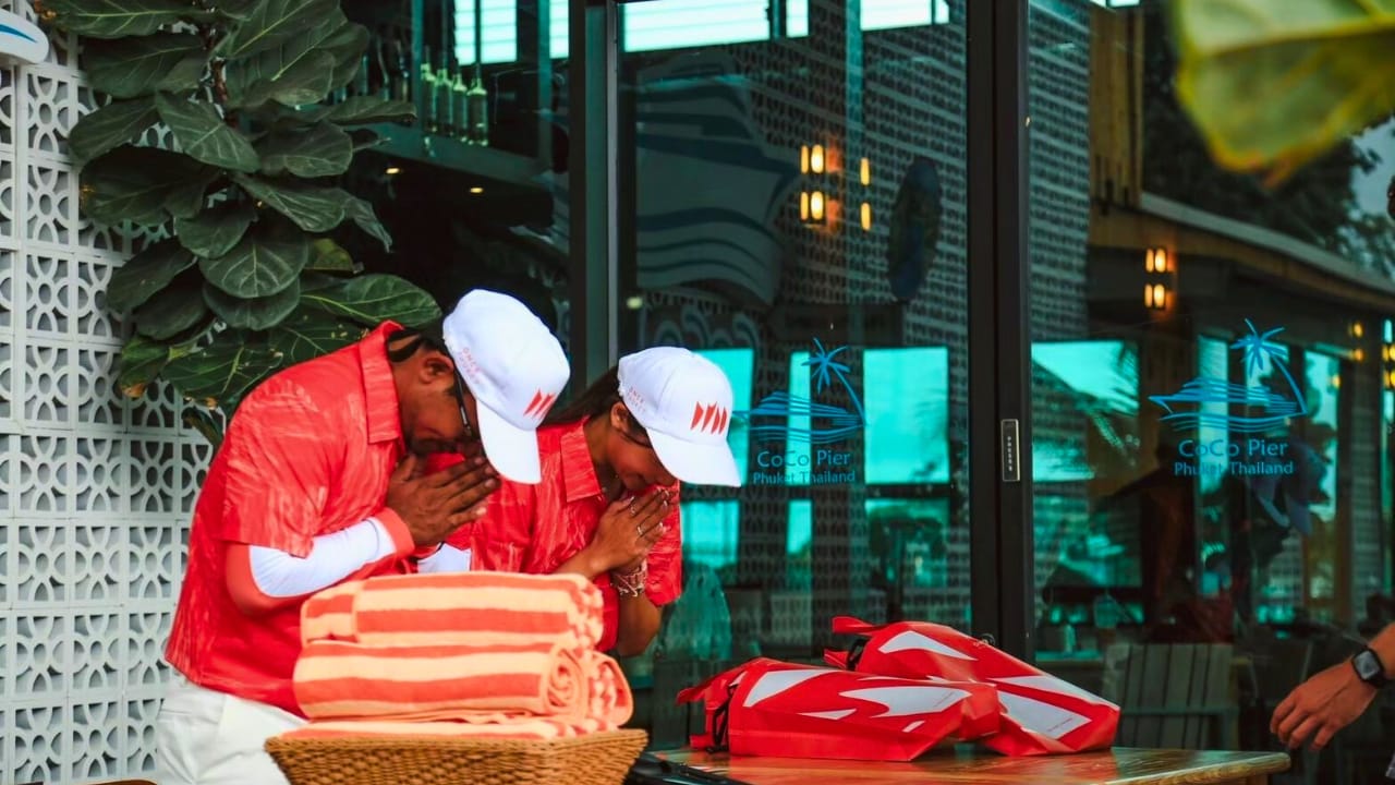 tour-listing-details-slide